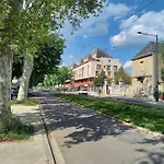 Lägenhet Bel Grande Terrasse Avec Parking A *