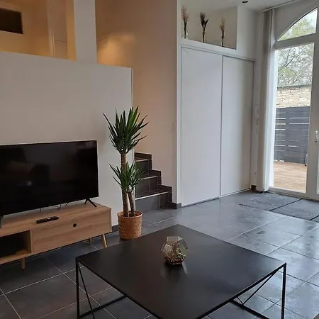 Bel Grande Terrasse Avec Parking A