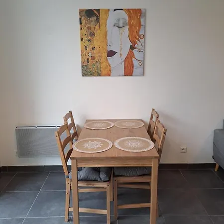 Bel Grande Terrasse Avec Parking A 아파트 디종