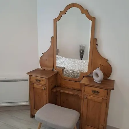 Bel Grande Terrasse Avec Parking A