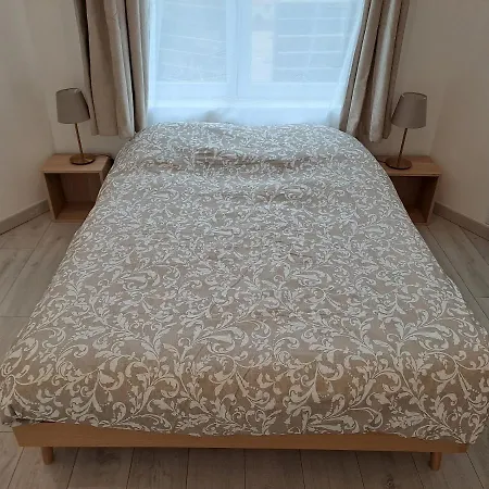 Bel Grande Terrasse Avec Parking A * Dijon