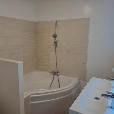 아파트 Bel Grande Terrasse Avec Parking A