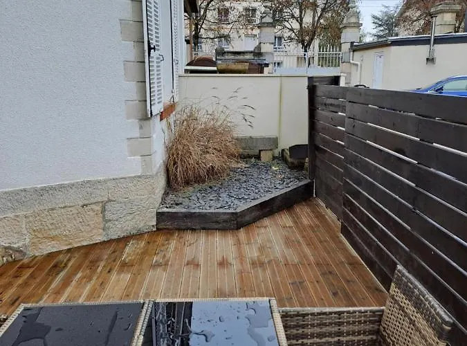 Daire Bel Grande Terrasse Avec Parking A *