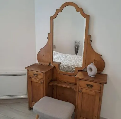 Bel Grande Terrasse Avec Parking A